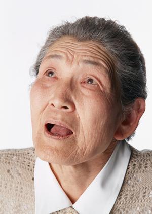 松山市で目立たない矯正が人気に